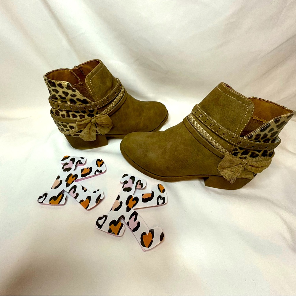 Leopard Accent Ankle Boots